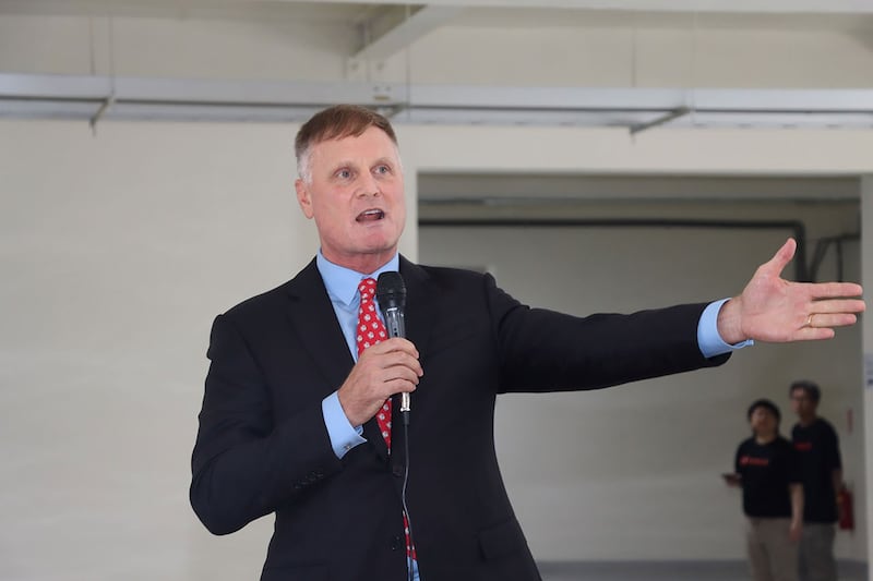 美国前太平洋陆战队指挥官鲁德尔(Steven R. Rudder)中将。(苗栗县政府脸书)